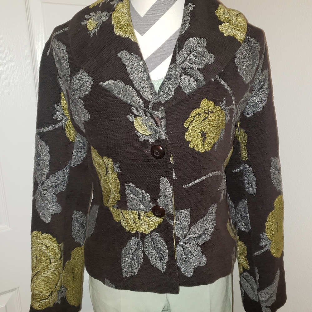 Gorgeous Isda & Co Embroidered Floral Jacket